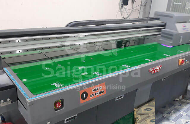 In UV trên mica | Sắc nét - Bền màu lên đến 10 năm