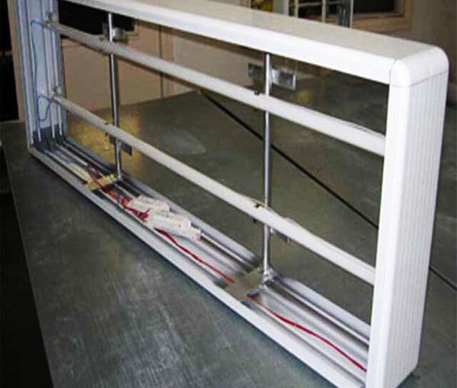 Ứng dụng của khung nhôm trong thi công quảng cáo