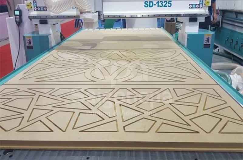 Gia công cắt gỗ theo yêu cầu với công nghệ tự động hóa