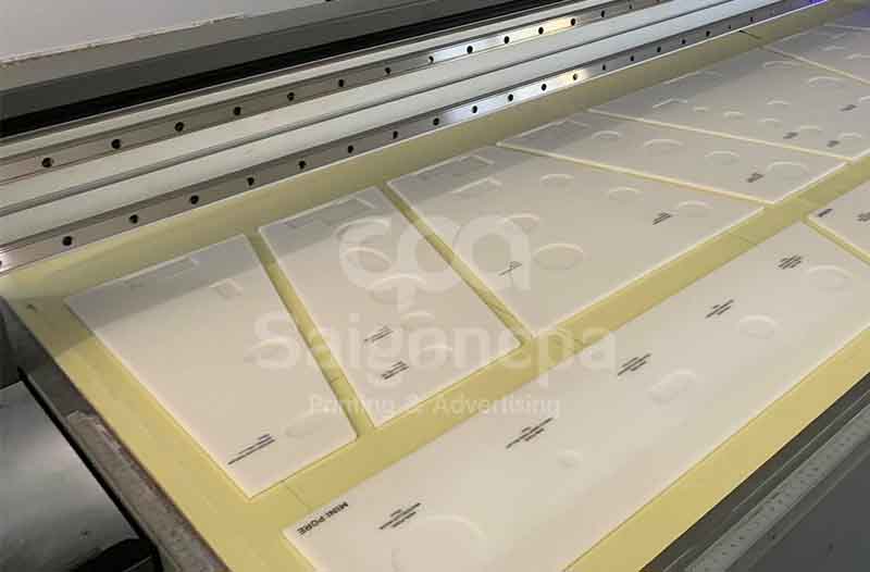 Đơn vị cắt mica theo yêu cầu Bình Thạnh | Cắt laser mica dày đến 20mm