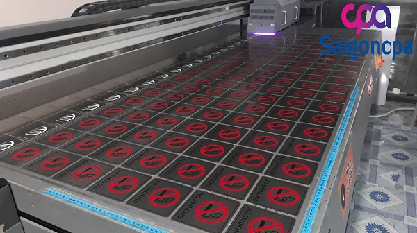 Nhận báo giá in UV phẳng tại TP.HCM nhanh chóng, chuyên nghiệp