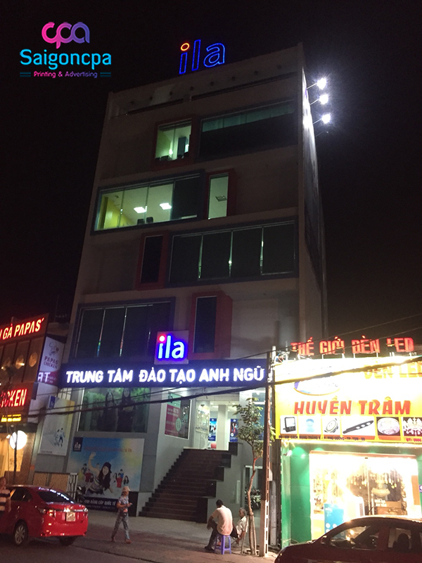thi công biển hiệu quảng cáo