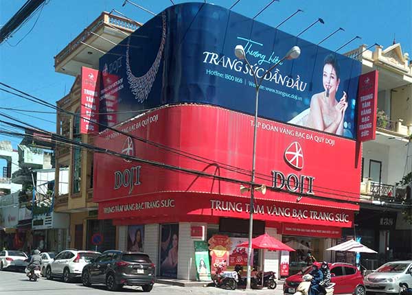 Thi công bảng hiệu alu phổ biến